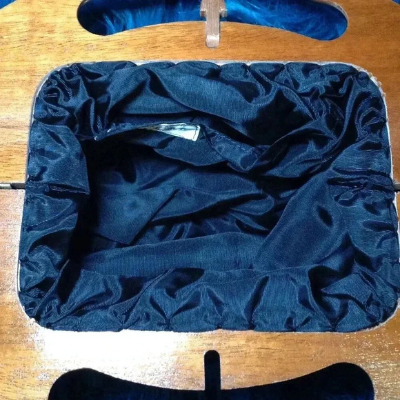 VINTAGE HA&E Smith Ltd; tartan purse/clutch.  Wool with Teak handles, Old School - Picture 3 of 3